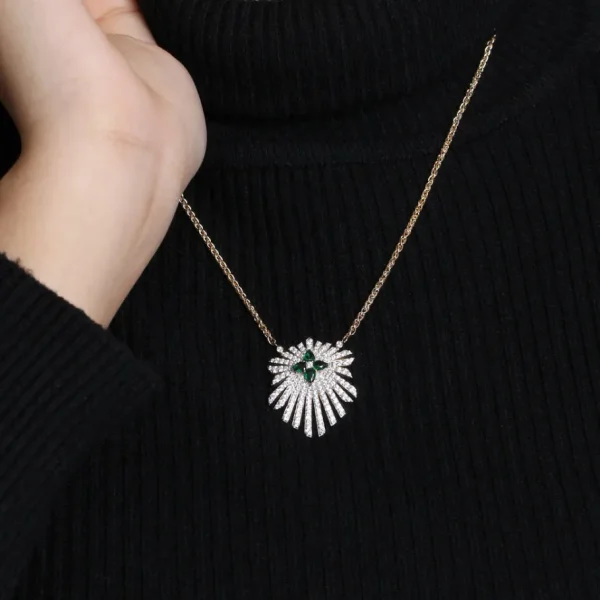 Stephen Dweck Sunray Emerald 0.55ct and Diamond 1.35ct Pendant in 18K Gold< Necklace